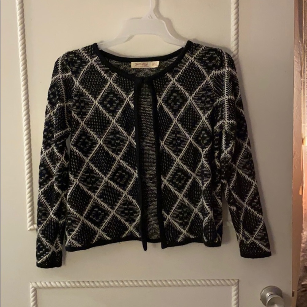 Large sweater perfect for fall and winter